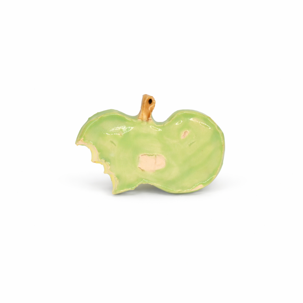Imán Manzana Verde – Cerámica Artesanal | Taller Zarzamora x Frutiferia